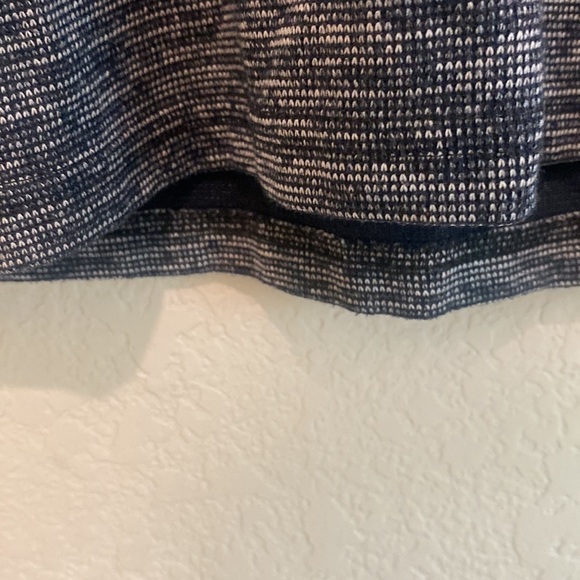 ▶️Boohoo Man◀️ 1/4 zipper black and grey distressed sweater NWT - Picture 5 of 7